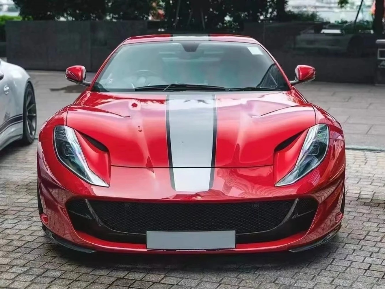 High Quality Fast Delivery Whole Sale Price Dry Carbon Fiber GTS Upgrade OEM Front Lip Body Kits for  812